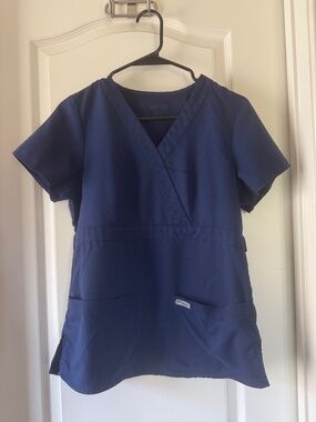 Grey's Anatomy Deep Navy Scrub Top with Branded Pocket / BB1